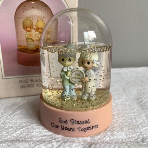 Precious Moments God Blessed Our Years Together Snow Globe - Picture 3 of 6